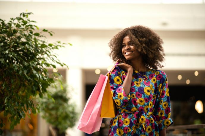 To determine the shopping preferences of today's consumers and how they view the in-store versus the online buying experience, Imprint Plus, makers of re-usable, customized name badges and signage, conducted a random survey of 1,000 men and women across the country.