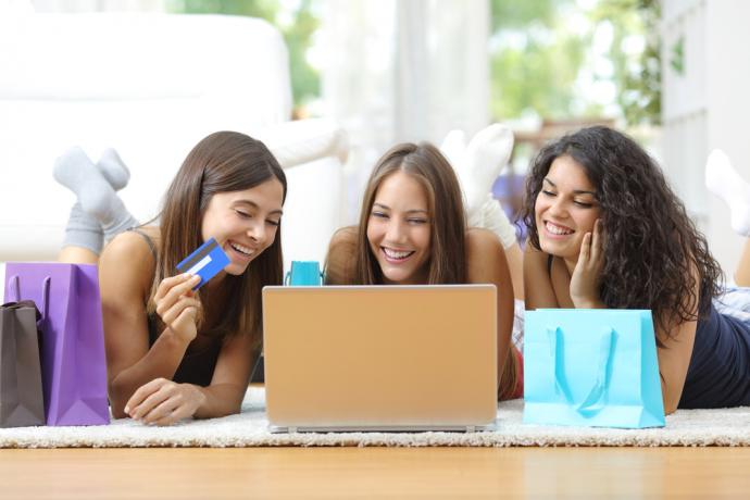 "Cyber Monday once again ranked as the heaviest online spending day of all-time and became the first day to ever exceed $3 billion in sales from desktop computers," said comScore senior vice president of marketing and insights Andrew Lipsman.